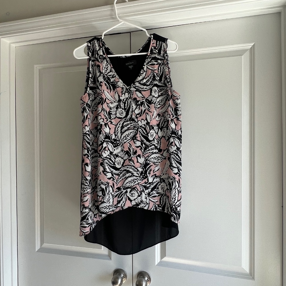 Karen Kane sleeveless floral blouse